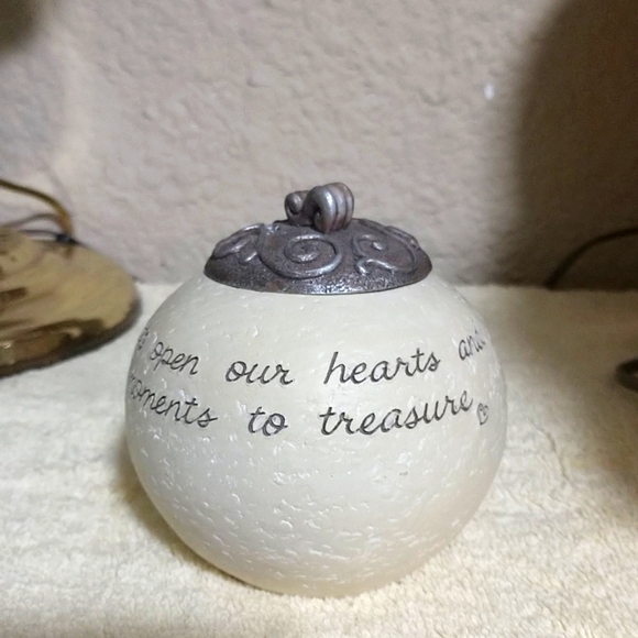 Comfort To Go "FRIENDS OPEN OUR HEARTS" CANDLE Holder #209407." - Picture 2 of 10